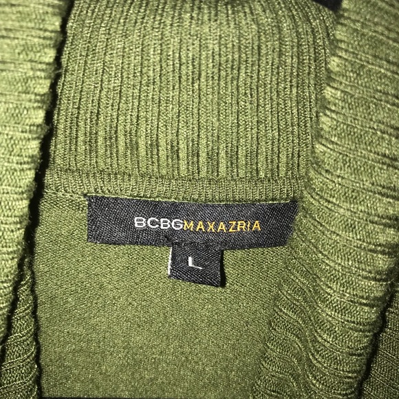 BCBGMaxAzria Turtleneck Sweater Short Sleeve Olive/ Army Green Sz L EUC - Picture 7 of 8